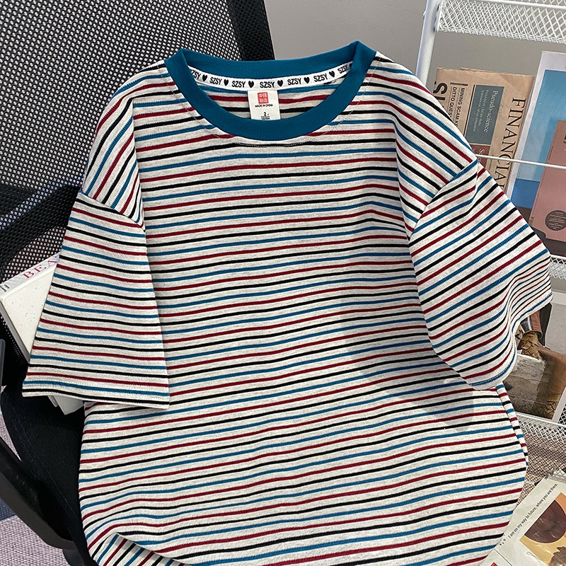 T-shirt a maniche corte a righ - Summer Clothing Outlet recensione e prezzo
