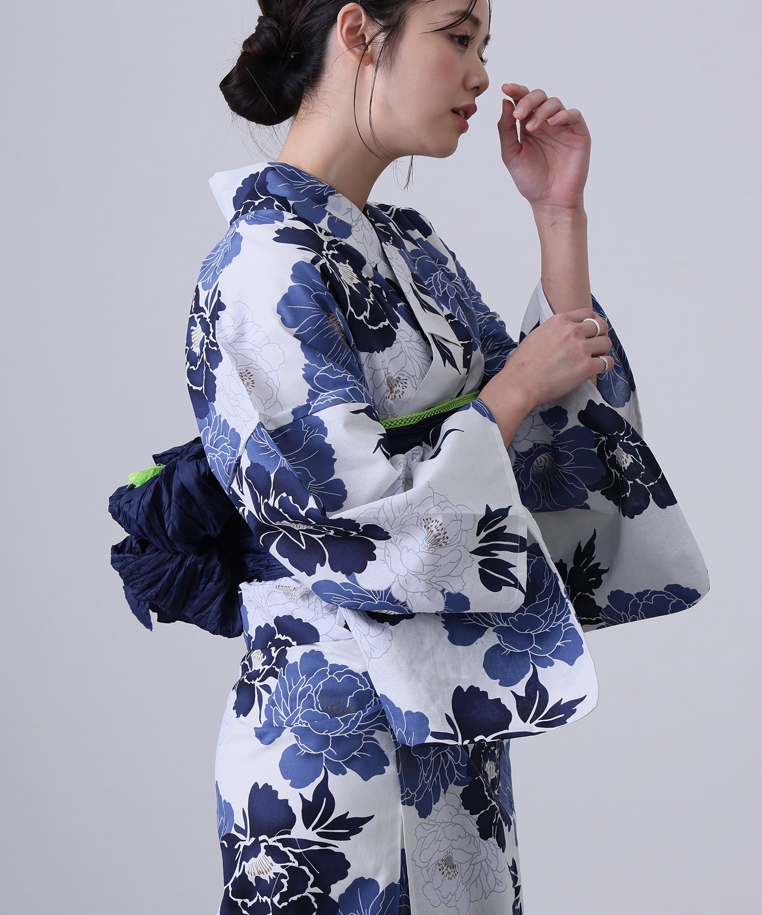 Yukata Tradizionale in Cotone  - Summer Clothing For Girls recensione e prezzo