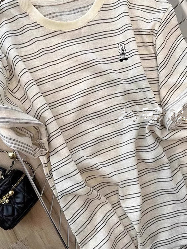T-Shirt Unisex in Puro Cotone  - Summer Clothing Outlet recensione e prezzo