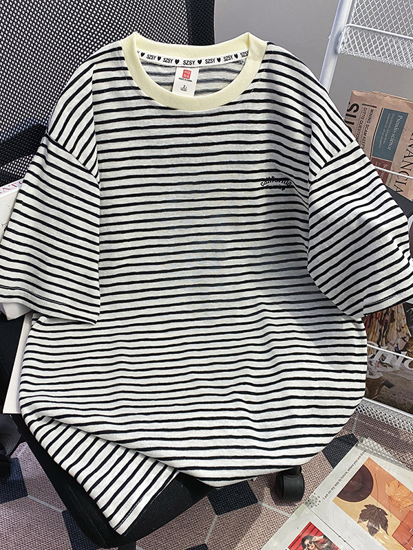 T-Shirt Unisex in Puro Cotone  - Summer Clothing Outlet recensione e prezzo