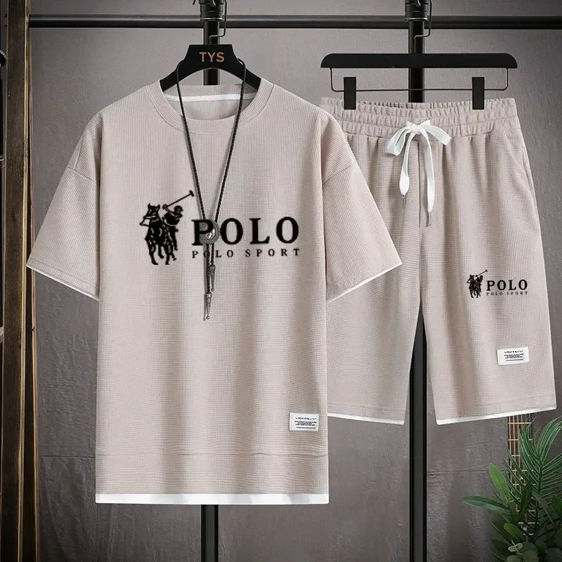 Completo Sportivo Estivo da Uo - Summer Clothing Pieces recensione e prezzo